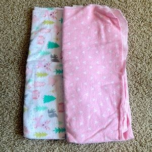 2 pack Cloud Island blankets